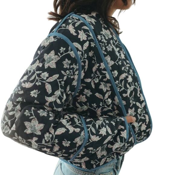 Alter Ego Fashions S Perri Quilted Reversible Jacket Blue Floral Hipster Cottage - Picture 1 of 10